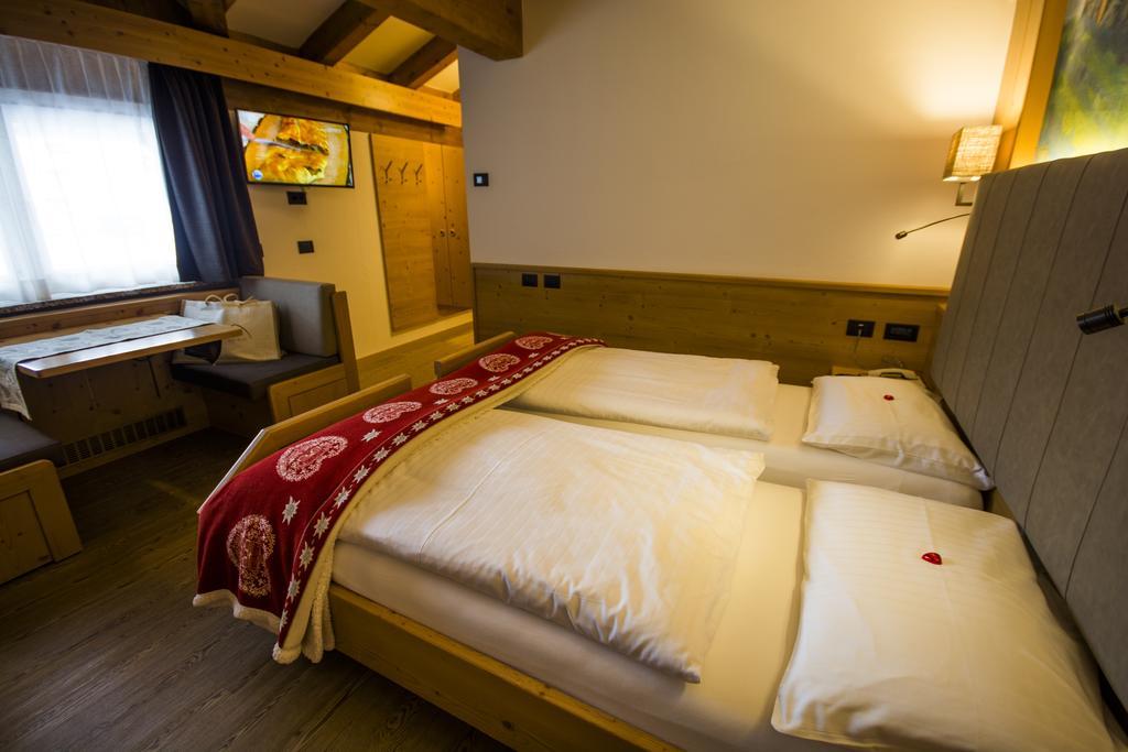 Hotel Cirelle Suite & Spa Canazei Exteriér fotografie
